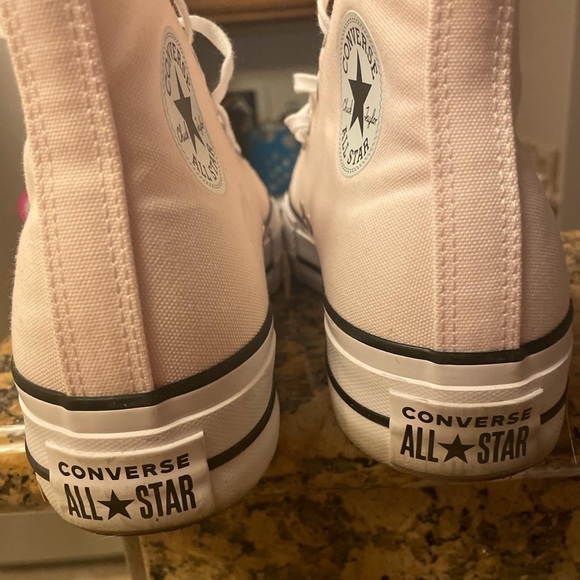 Baby pink platform converse size 8.5 - Picture 2 of 4